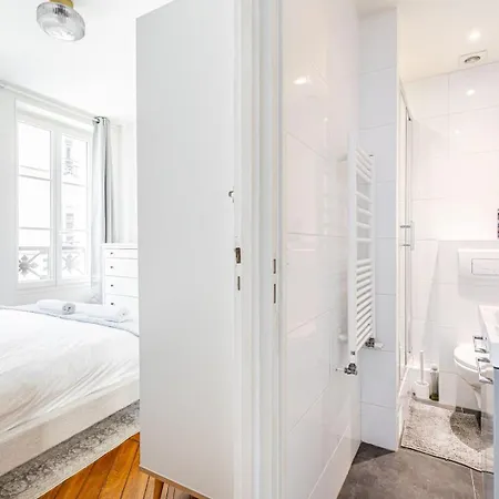 Guestready - A Lovely In Batignolles باريس