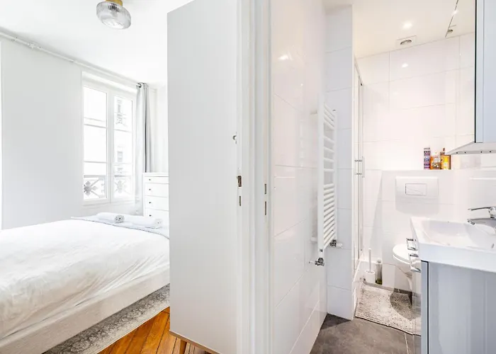 Guestready - A Lovely In Batignolles Paris